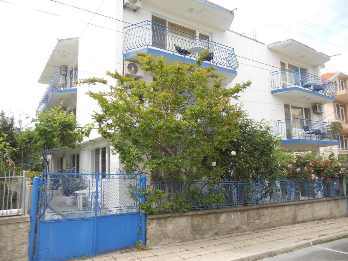 Agatopolis - подсигурено безплатно паркиране Ахтополь Экстерьер фото